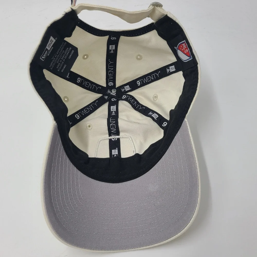 Women FC Cincinnati Hat Strapback New Era 9Twenty Cream‎ MLS Soccer Club Logo